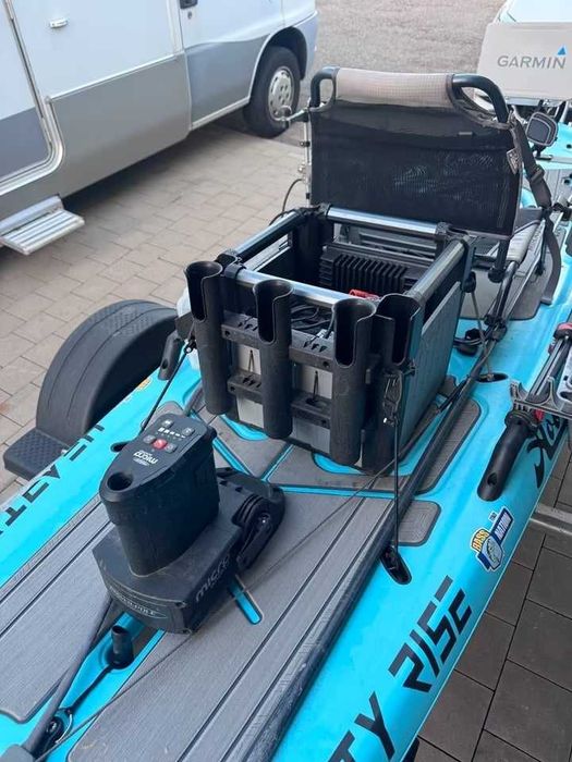 Каяк Hobie Mirage Lynx / Garmin LiveScope / Garmin ECHOMAP Ultra