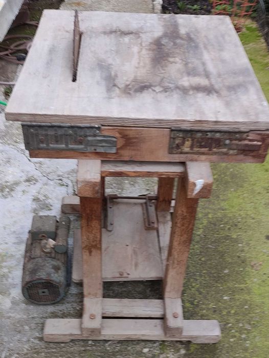 Циркуляр електрически