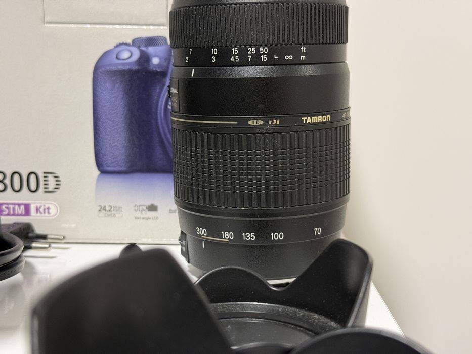 Комплект - Canon 800D, обективи, статив и аксесоари