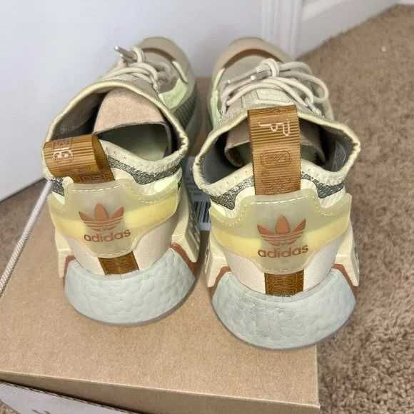 Оригинални маратонки * ADIDAS NMD SPECTOO * BOOST * EU44