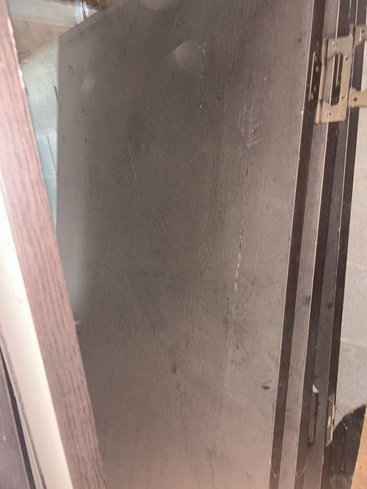 почти новый дверь