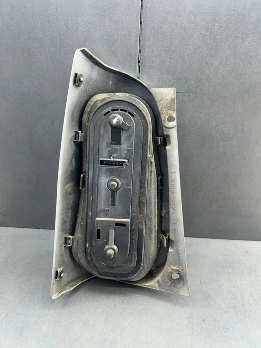 Lampa / Tripla stop dreapta pe aripa 253042R Smart Fortwo 2001