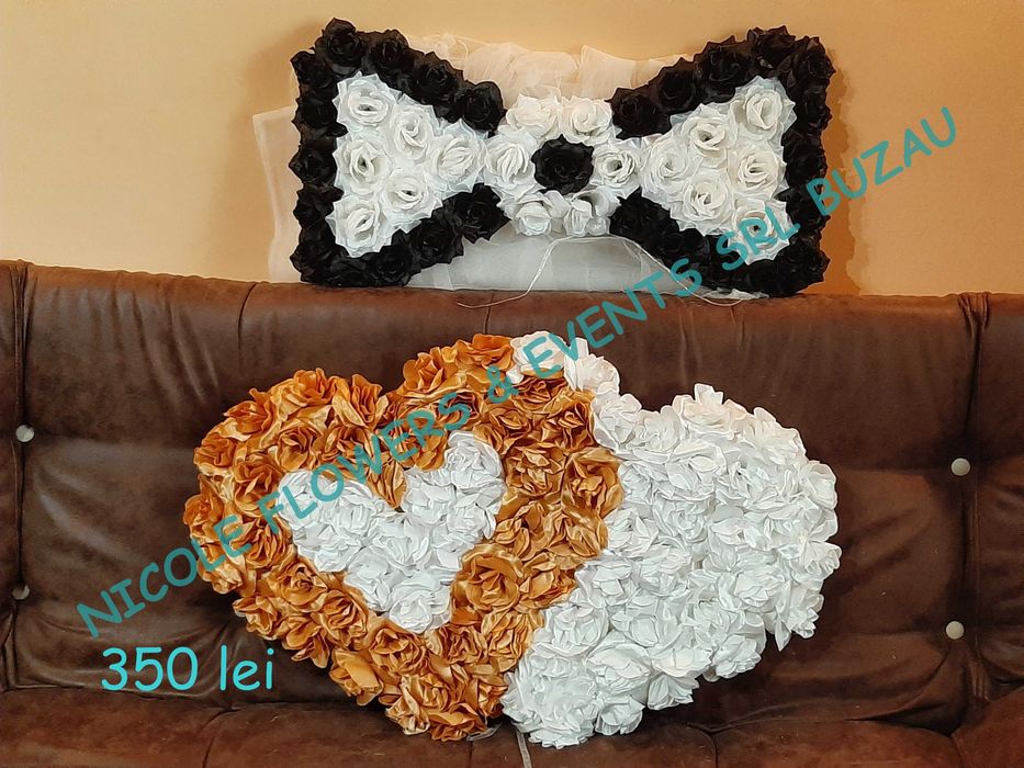 Ornamente/decoratiuni masini nunta  inimioara dubla si papion