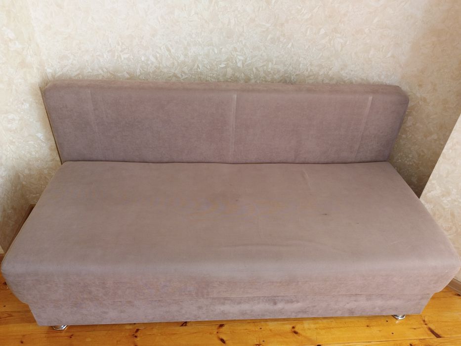 Срочно продам диван кровать б/у