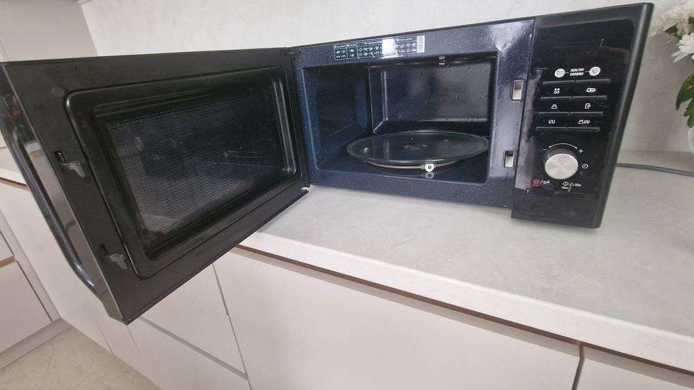 Cuptor cu microunde Samsung
