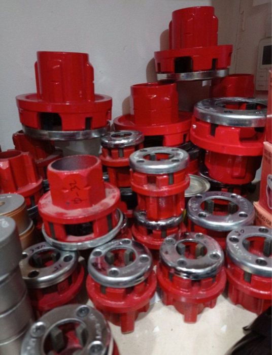 Лерка ( насадки для мет.турб ) truba va temirlar uchun rezba ochadigon