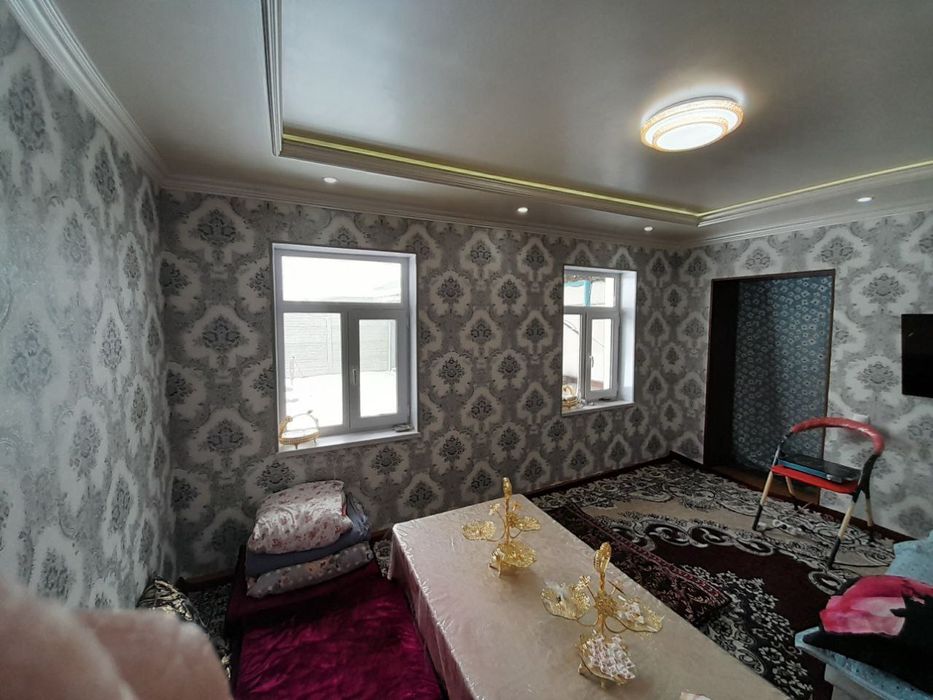 SOTILADI 5 SOTIXLI UY 6 xona
Toshkent viloyati, Quyichirchiq tumani, e