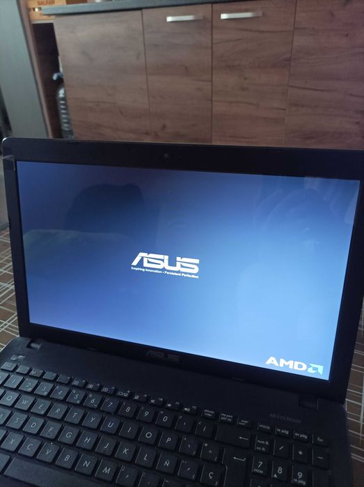 Лаптоп Asus sonic master
