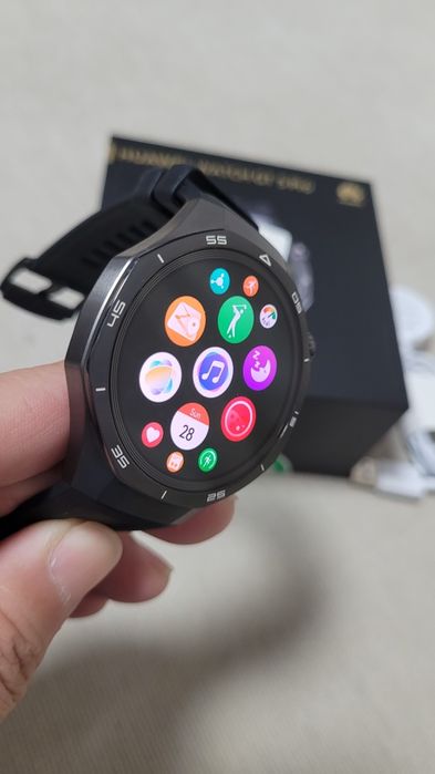 Ceas Huawei GT 5 Pro in cutie cu factura și garantie