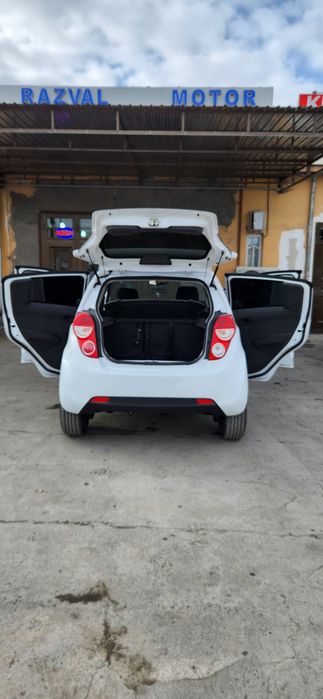 Spark sotiladi 86000 km yurgan