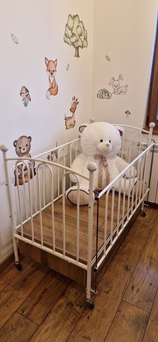 Детско легло на колелца