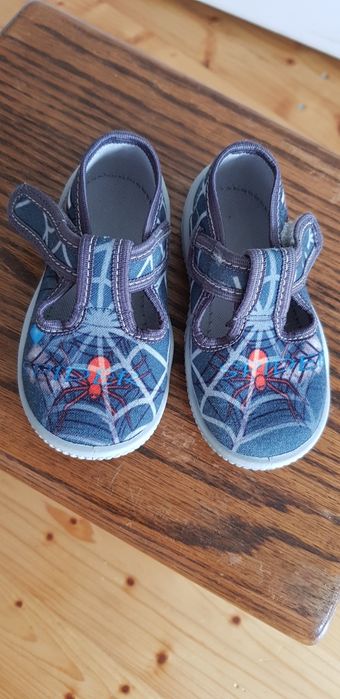 Детдки пантофи за момче Колев и Колев 22 номер