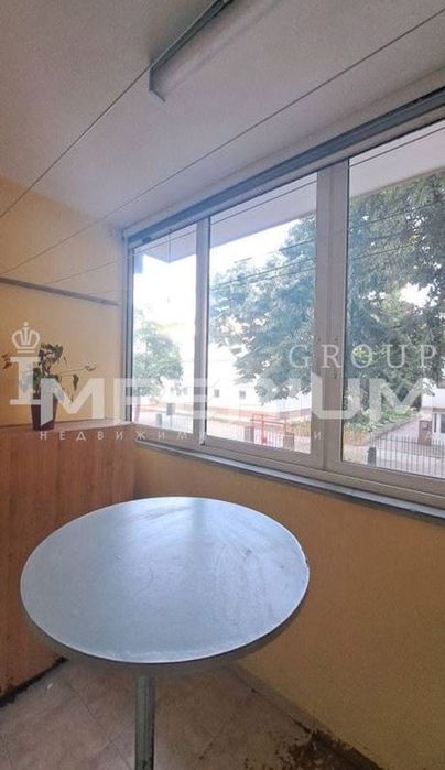 Дава се под наем Двустаен апартамент в Варна, Колхозен пазар - 65 кв.м за 357 € - Снимка #2