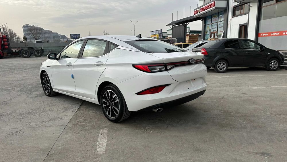 JAC J7 1,5 Turbo Full 5600$ Bilan xarid qling!!