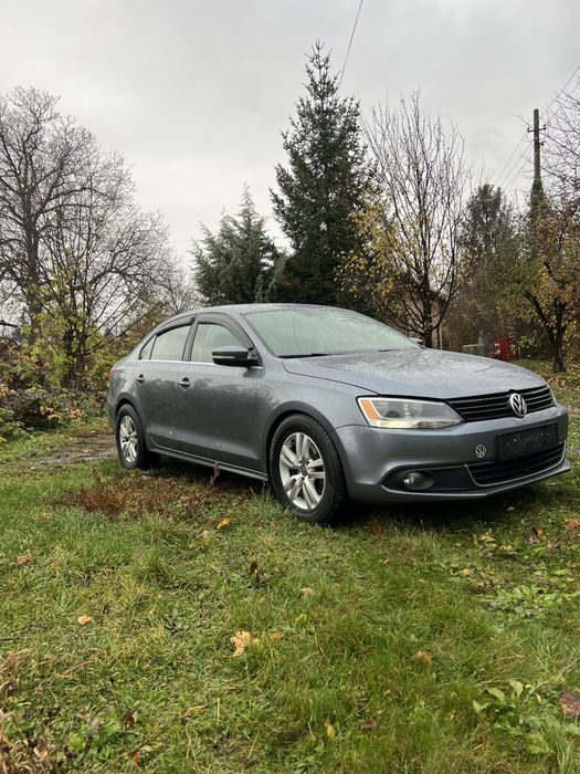 volkswagen jetta 2012 (2.0 tdi 140 hp )