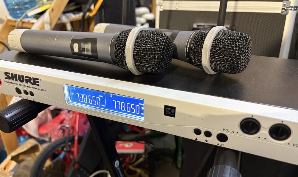 Microfoane wireless ( Shure Sennheiser Akg Audio )