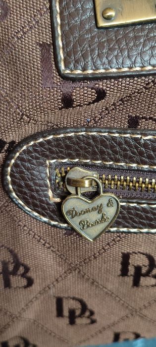 Продавам дамска чанта