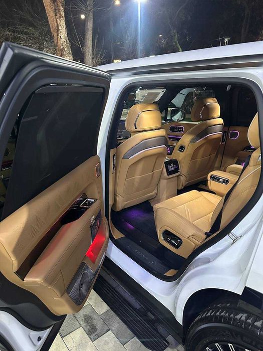 ZEEKR 9X MAX. Янги холатда