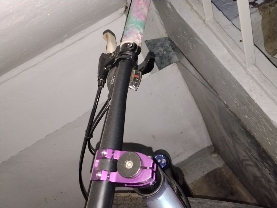 Продаю дерт велосипед,новый в очень хорошем