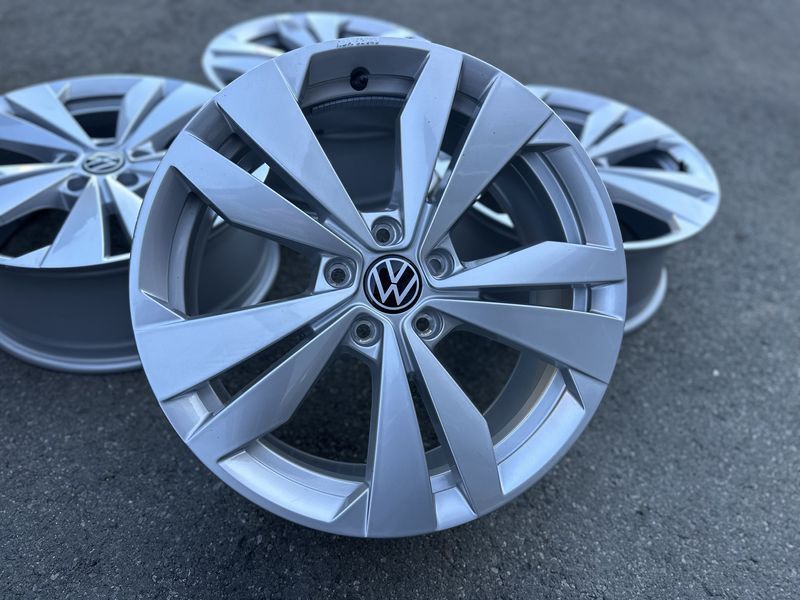 18цола Vw Фолксваген Volkswagen Оригинални 4бр