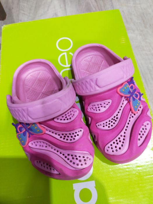 Шлепки , сандалии детские