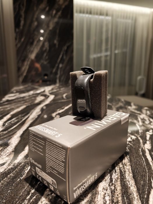 Garmin Vivosmart 5, размер L, чёрный
