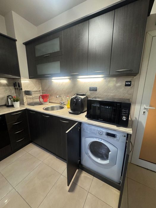 Дава се под наем Двустаен апартамент в София, Толстой - 65 кв.м за 690 € - Снимка #2