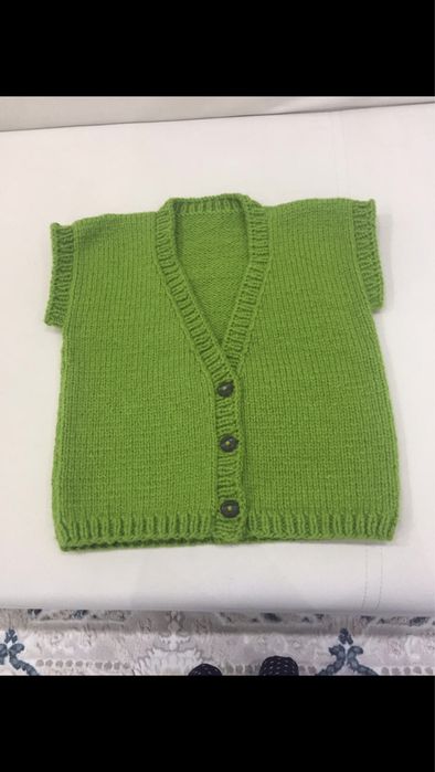 Маечка и желетки детские