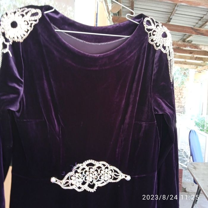 Базм ва туй маросимларига кийиладиган  куйлак.