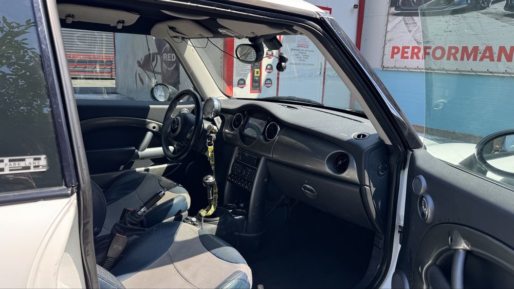 Mini Cooper 2005 1.6 benzina 6 trepte