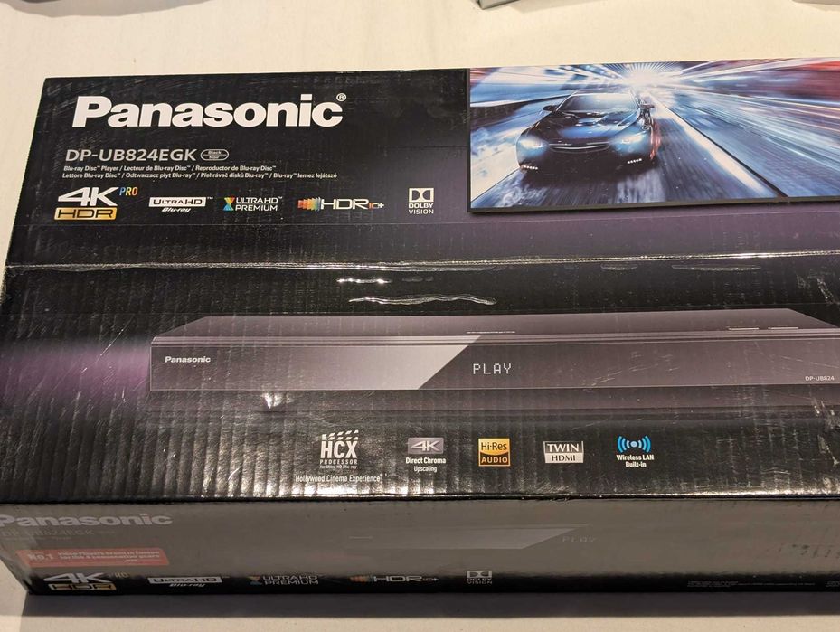 Panasonic DP-UB824 UHD Blu-ray player 4K Ultra HD, Wi-Fi, Smart TV