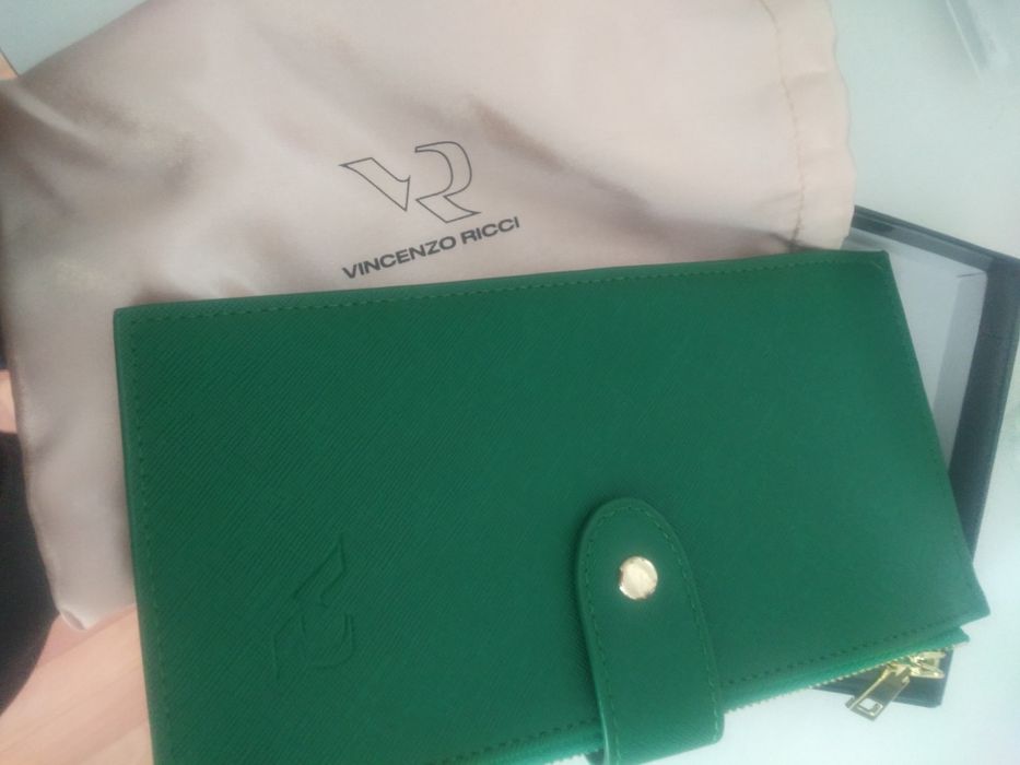 Продам кошелек новый