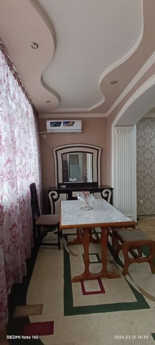 Yakkasaroy Karzinka 3 xona kv sotiladi