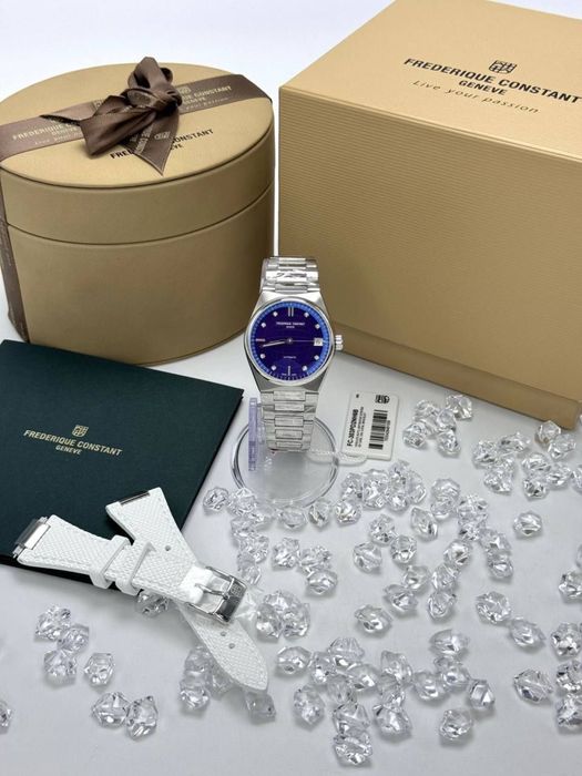 Женские часы Frederique Constant с бриллиантами, механика.