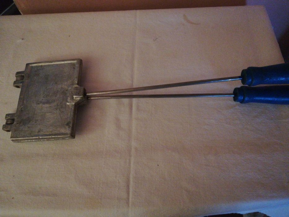 Forma din aluminiu pt saratele covrigei frusecuri