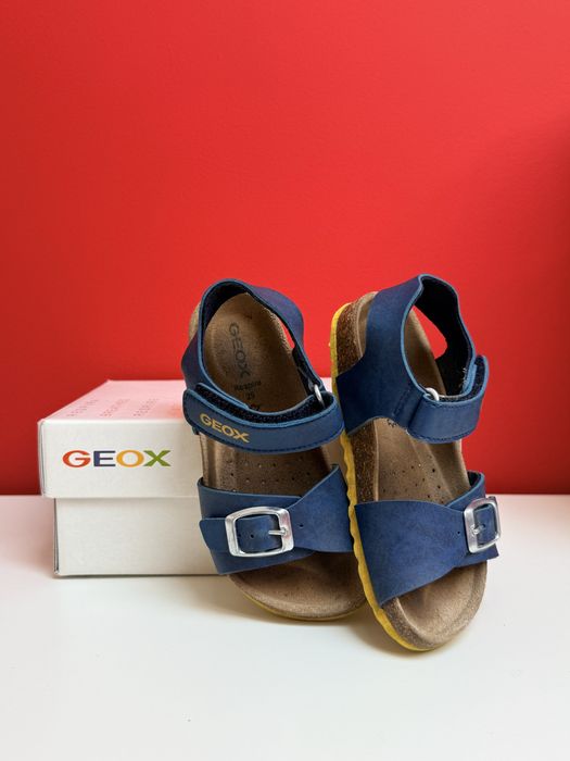 Детски обувки Geox 25 размер