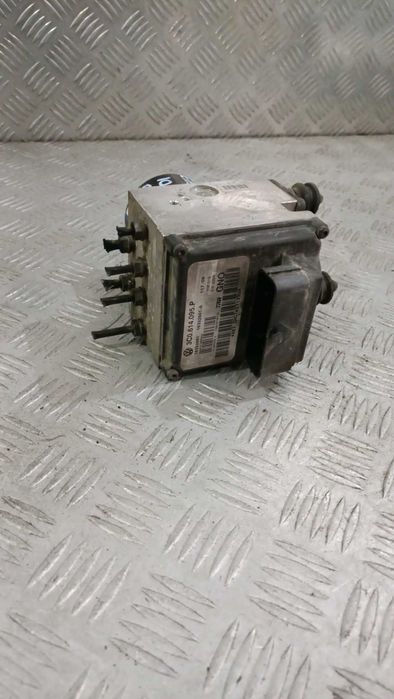 ABS VW Passat B6 2.0TDi 140hp 2006г.