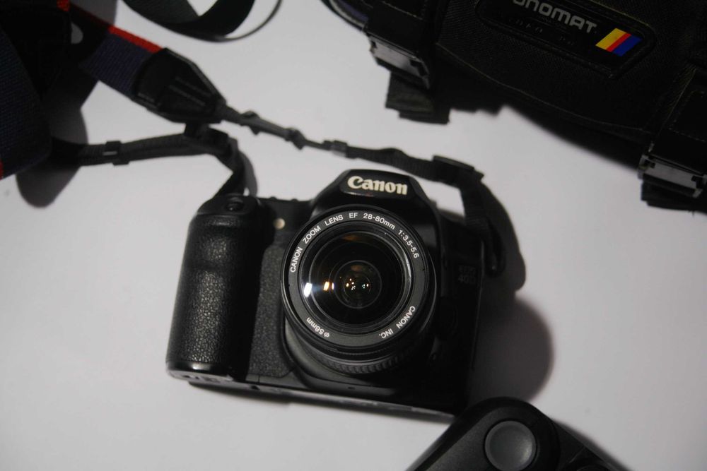 Canon EOS 40D + 28-80mm + Blitz Metz 44 AF