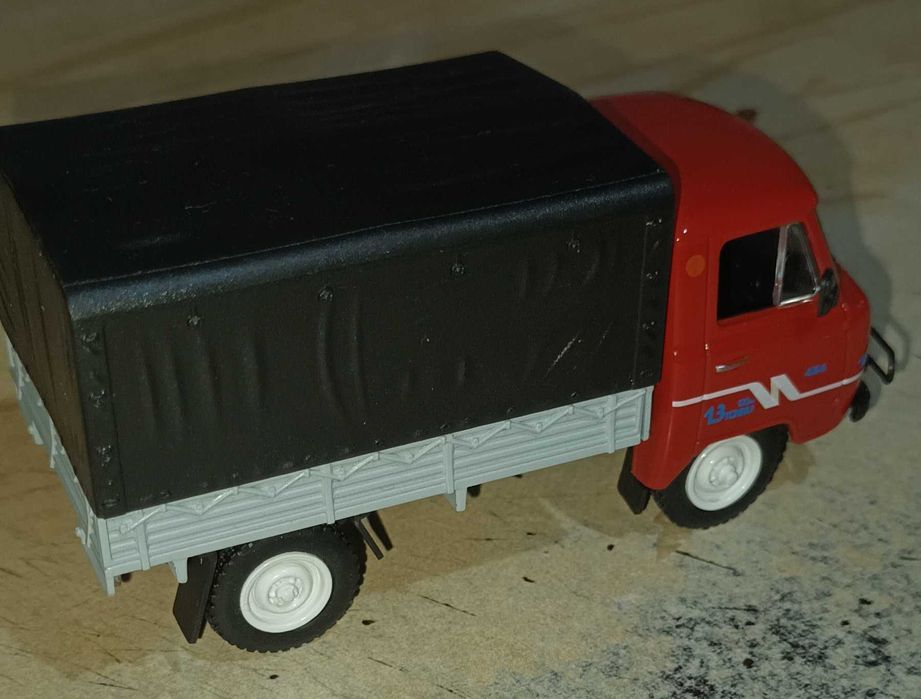 Модель 1/43 Уаз-33036