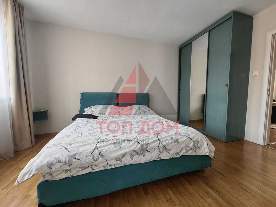 Дава се под наем Тристаен апартамент в Варна, Център - 135 кв.м за 1000 € - Снимка #9