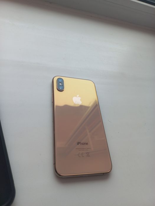 ПРОДАМ Айфон XS 64gb