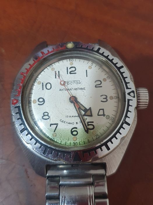 Часы Восток (СССР) в хорошем состояний