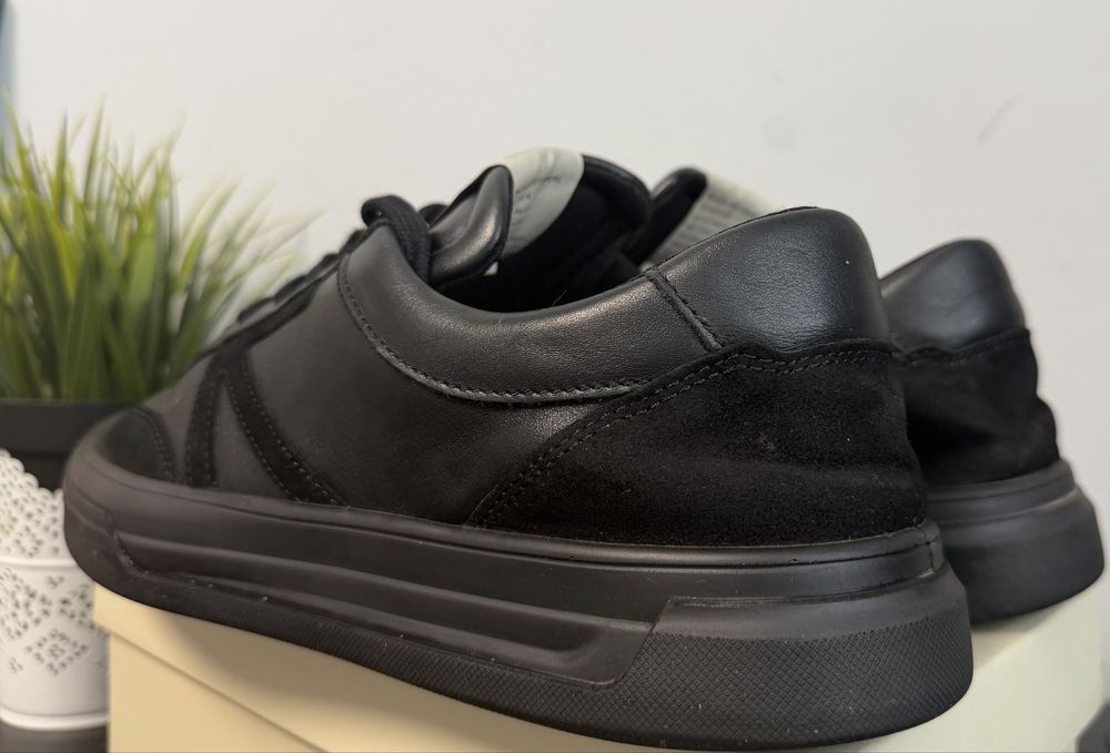 Мъжки спортни обувки от естествена кожа