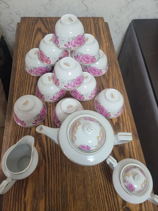 Продам чайный сервиз  новый