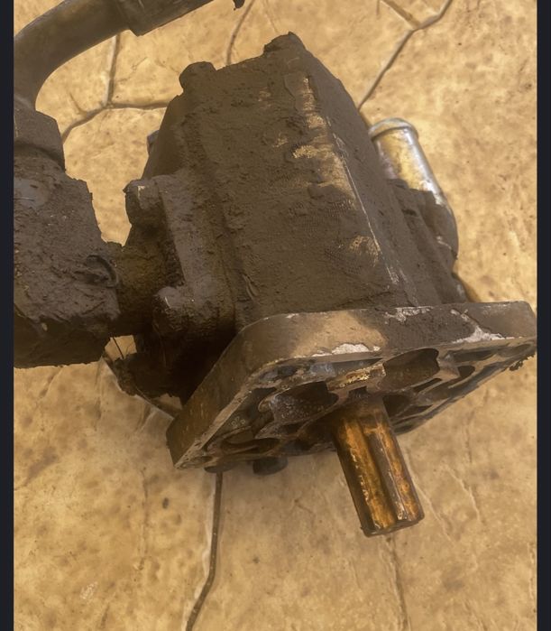 Насос гидравлически на китайские спец технику