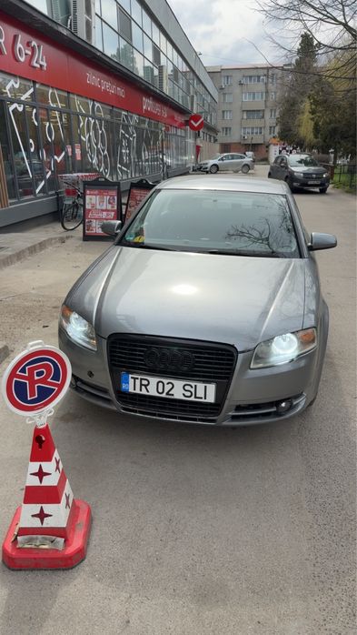 Vand audi a4 b7 2006 2.0 cu o axa URGENT!