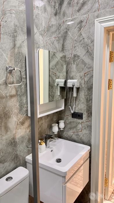 Сдаётся 3-комн Ц-2, 100 м²