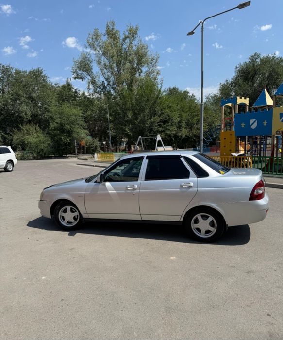 ПРОДАМ   Приору Люкс