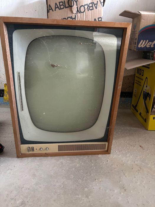 Телевизор стар 60 те
