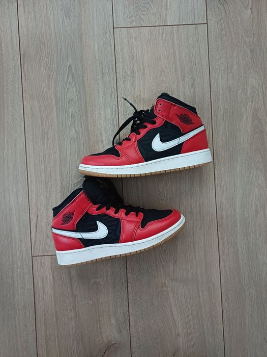 Маратонки  Nike Jordan 1 mid